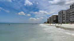 Bonita beach'in fotoğrafı - rahatlamayı sevenler arasında popüler bir yer