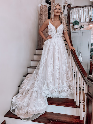 Bridal Shop «Alan Evans Bridal», reviews and photos, 512 Center Ave, Moorhead, MN 56560, USA