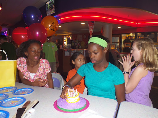 Bowling Alley «Brunswick Zone Lakeside Lanes», reviews and photos, 1254 Dougherty Ferry Rd, Valley Park, MO 63088, USA