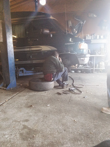 Used Car Dealer «METRO AUTO CREDIT», reviews and photos, 2270 S Cobb Dr SE, Smyrna, GA 30080, USA