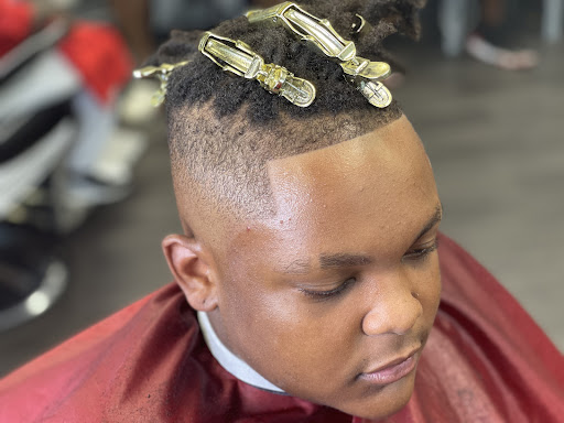 Barber Shop «Ridges Barber Shop and Beauty Salon - Ethnic Hair Care», reviews and photos, 7630 Fry Rd Ste 500, Cypress, TX 77433, USA