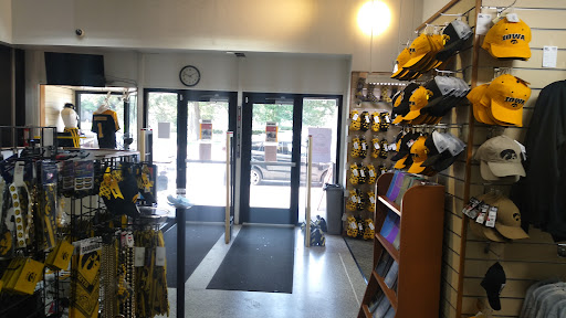 Book Store «Iowa Book LLC», reviews and photos, 8 S Clinton St, Iowa City, IA 52240, USA