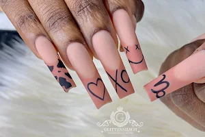 Glittznailsgh image