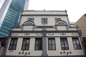 Ahyu Hotel image