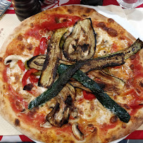 Pizza du Restaurant italien I Tre Sapori à Saint-Julien-en-Genevois - n°19