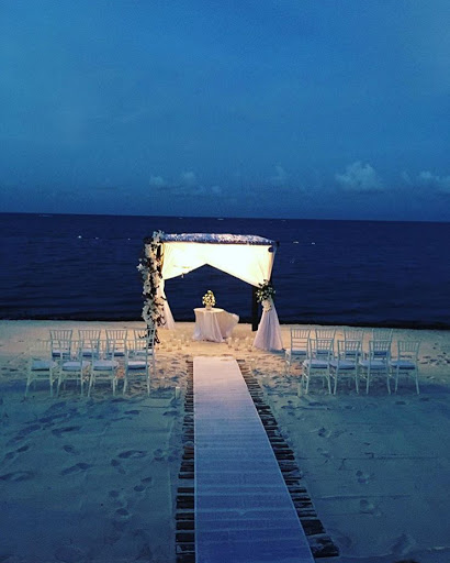 Wedding Planner «1 Elegant Event Wedding and Event Planning», reviews and photos, 2129 General Booth Blvd #103, Virginia Beach, VA 23454, USA