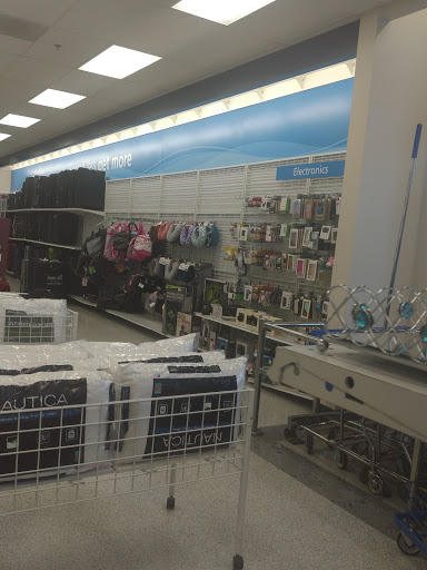 Clothing Store «Ross Dress for Less», reviews and photos, 1235 N Peachtree Pkwy, Peachtree City, GA 30269, USA