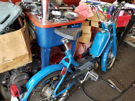 Auto Repair Shop «Fairlane Automotive», reviews and photos, 8120 W Oakton St, Niles, IL 60714, USA