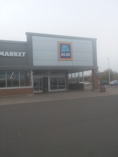 Supermarket «ALDI», reviews and photos, 4899 Lake Rd N, Brockport, NY 14420, USA