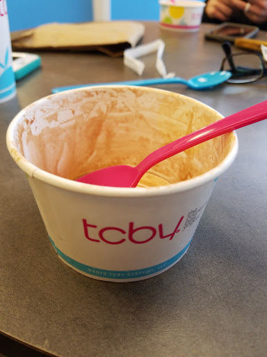 Frozen Yogurt Shop «TCBY», reviews and photos, 2 McFarland Blvd, Northport, AL 35476, USA