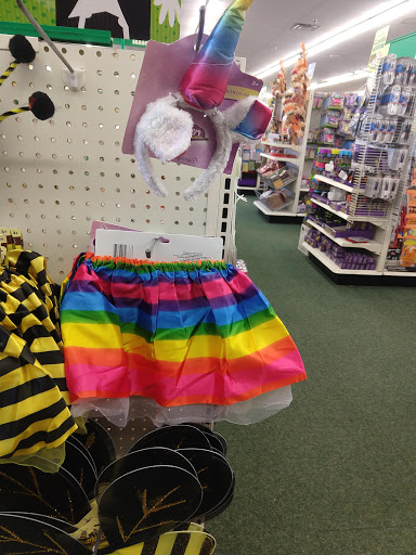 Dollar Store «Dollar Tree», reviews and photos, 5222 SW Philomath Blvd, Corvallis, OR 97333, USA