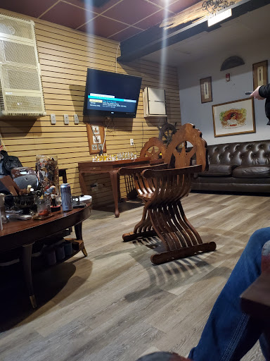 Tobacco Shop «Tobacco Plaza», reviews and photos, 250 Golden Isles Plaza, Brunswick, GA 31520, USA