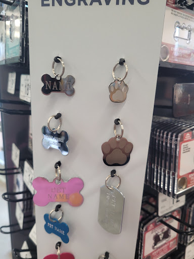 Pet Supply Store «Petco Animal Supplies», reviews and photos, 664 New Loudon Rd #240, Latham, NY 12110, USA