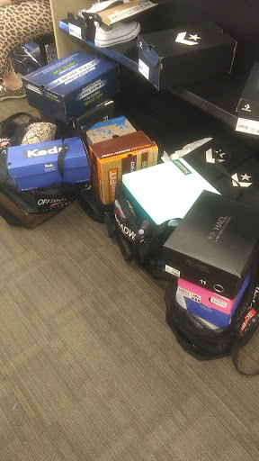 Shoe Store «Off Broadway Shoe Warehouse», reviews and photos, 13400 Jamboree Rd, Irvine, CA 92602, USA