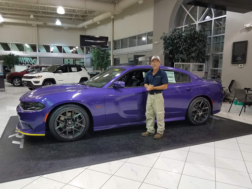 Car Dealer «Coon Rapids Chrysler Dodge Jeep Ram», reviews and photos