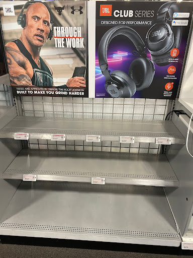 Electronics Store «Best Buy», reviews and photos, 2130 NJ-35, Holmdel, NJ 07733, USA