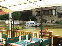 Atmosphère du Restaurant Le Vert Galant à Nérac - n°5