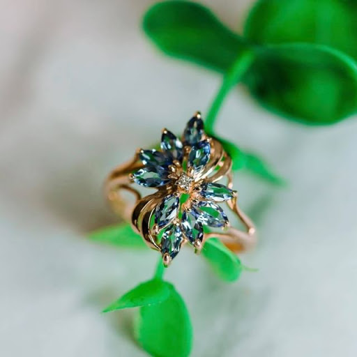 Jewelry Store «Worthington Jewelers», reviews and photos, 692 High St, Worthington, OH 43085, USA