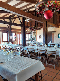 Atmosphère du Restaurant français L'auberge du Pont des Meuniers à Martres-Tolosane - n°5