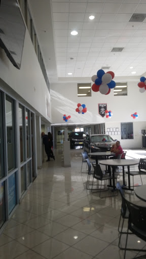 Toyota Dealer «Claremont Toyota», reviews and photos, 601 Auto Center Dr, Claremont, CA 91711, USA