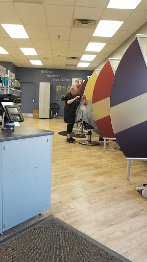 Hair Salon «Great Clips», reviews and photos, 200 7th St W, Northfield, MN 55057, USA