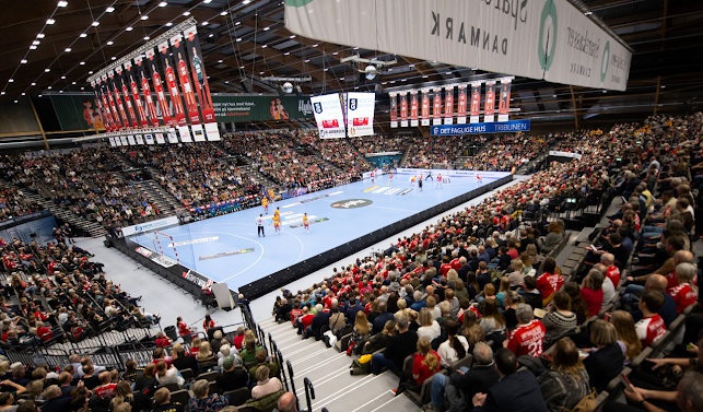 Anmeldelser af Jutlander Bank Arena i Aalborg - Sportskompleks