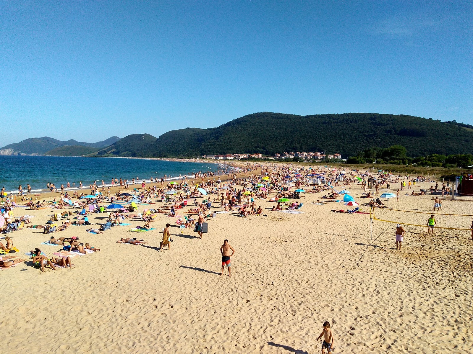Fotografie cu Plaja Noja (Plaja Trengandin) cu nivelul de curățenie înalt