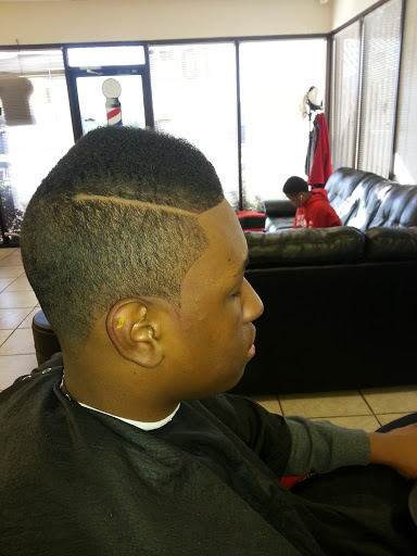 Barber Shop «Royal Kutz Barber Shop», reviews and photos, 1244 N Belt Line Rd, Irving, TX 75061, USA