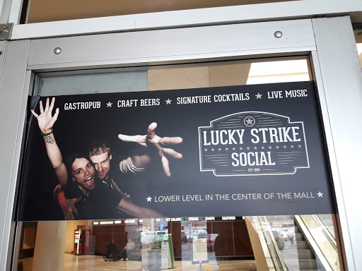 Restaurant «Lucky Strike Social Albany», reviews and photos, 1 Crossgates Mall Rd, Albany, NY 12203, USA