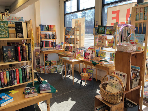 Book Store «Books End», reviews and photos, 2443 James St, Syracuse, NY 13206, USA