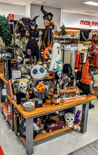 Department Store «T.J. Maxx», reviews and photos, 1 Wal-Mart Plaza #71, Clinton, NJ 08809, USA