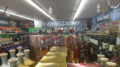 Liquor Store «Liquor Zone», reviews and photos, 3004 E Pioneer Pkwy #200, Arlington, TX 76010, USA