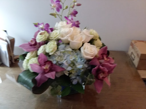 Florist «Four Seasons Florists», reviews and photos, 192-6 Northern Blvd, Flushing, NY 11358, USA
