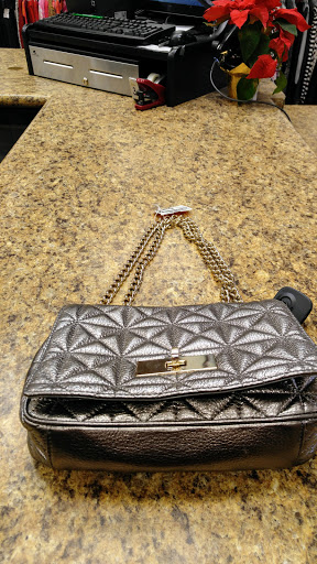 Used Clothing Store «Clothes Mentor», reviews and photos, 4420 Dixie Hwy #132, Louisville, KY 40216, USA