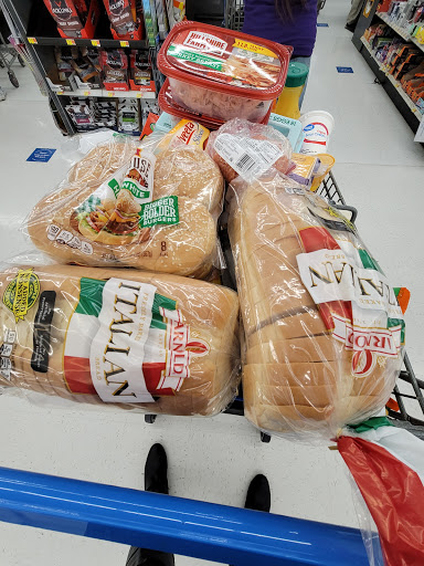 Discount Store «Walmart», reviews and photos, 201 Walton Rd, Harlan, KY 40831, USA