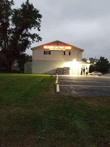 Liquor Store «Wolverine Lake Party Store», reviews and photos, 297 Glengary Rd, Walled Lake, MI 48390, USA