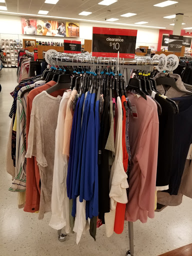 Department Store «T.J. Maxx & HomeGoods», reviews and photos, 715 E Dundee Rd, Palatine, IL 60074, USA