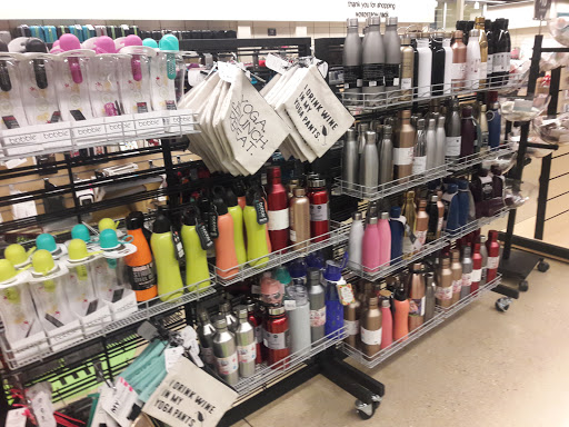 Department Store «Nordstrom Rack Potomac Mills», reviews and photos, 2700 Potomac Mills Cir, Woodbridge, VA 22192, USA