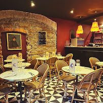 Atmosphère du Restaurant Café Louise Bastia - n°3