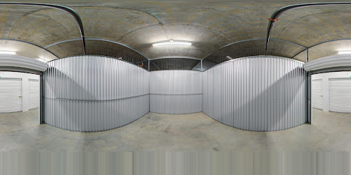 Self-Storage Facility «Farmers Market Self Storage», reviews and photos, 111 The Grove Dr, Los Angeles, CA 90036, USA