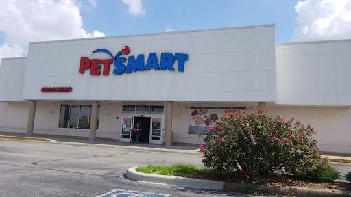 Pet Supply Store «PetSmart», reviews and photos, 5241 Frederica St, Owensboro, KY 42301, USA