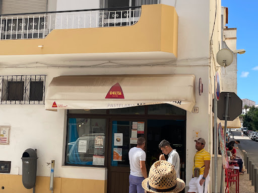 Pastelaria Morningstar no São Bartolomeu de Messines, Faro