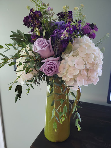 Florist «Wyoming Florist», reviews and photos, 401 Wyoming Ave, Cincinnati, OH 45215, USA