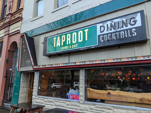 Lounge «Taproot Lounge And Cafe», reviews and photos, 356 State St, Salem, OR 97301, USA