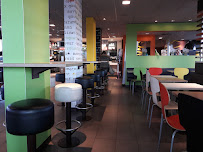 Atmosphère du Restauration rapide McDonald's à Eysines - n°16