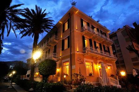 Hotel Villa Igea Via Roma, 56, 17021 Alassio SV, Italia