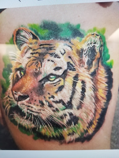 Tattoo Shop «Dermawerx Tattoo», reviews and photos, 9853 Silverdale Way NW STE 107, Silverdale, WA 98383, USA