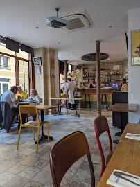 Atmosphère du Restaurant Les Chartrons à Paris - n°9