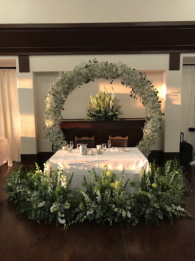 Mccoy's Flowers & gifts Inc | Funeral Flowers | Funeral Flower Arrangements