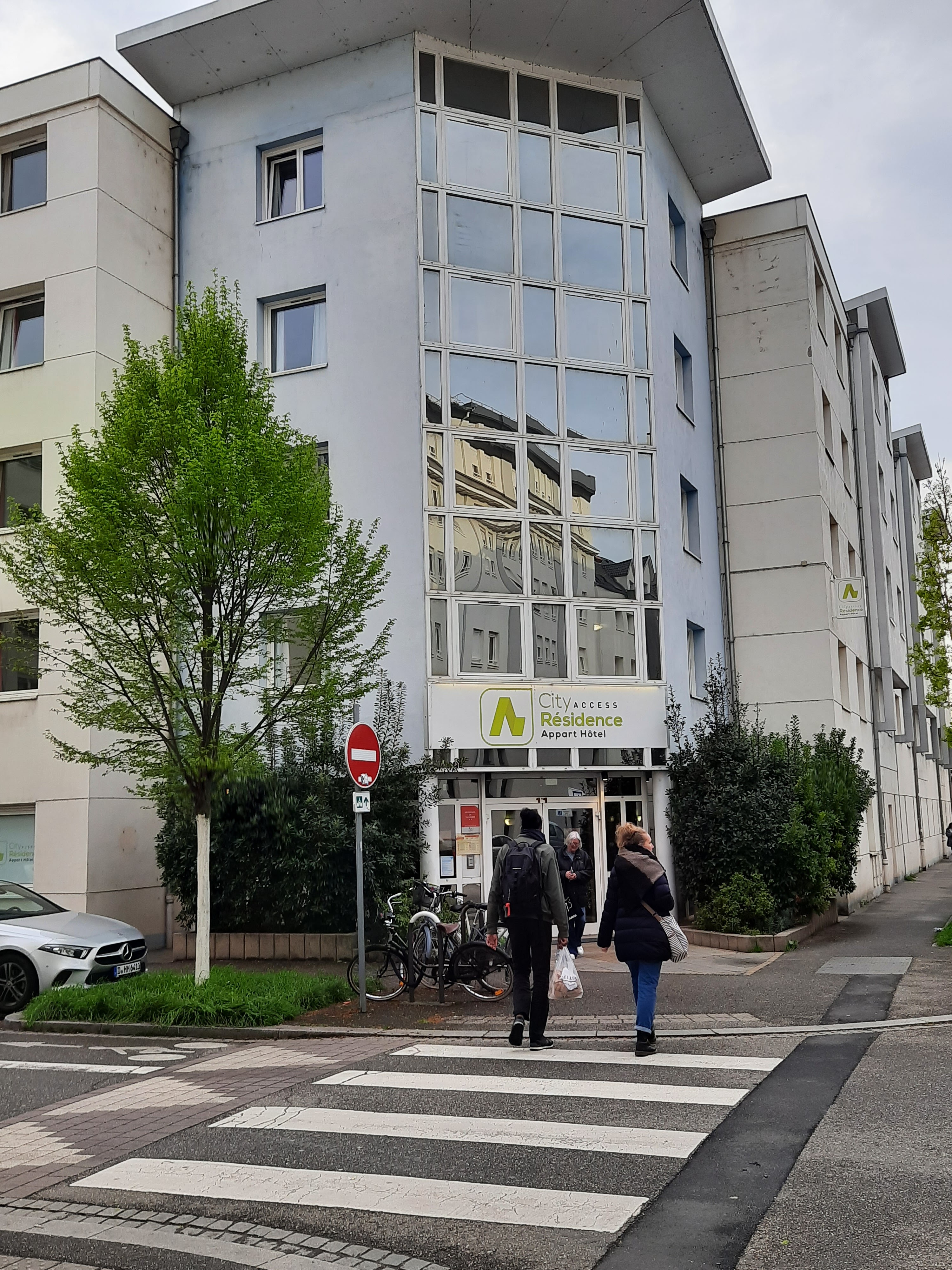 Photo n° 1 de l'avis de Biswajit.u fait le 14/04/2023 à 18:44